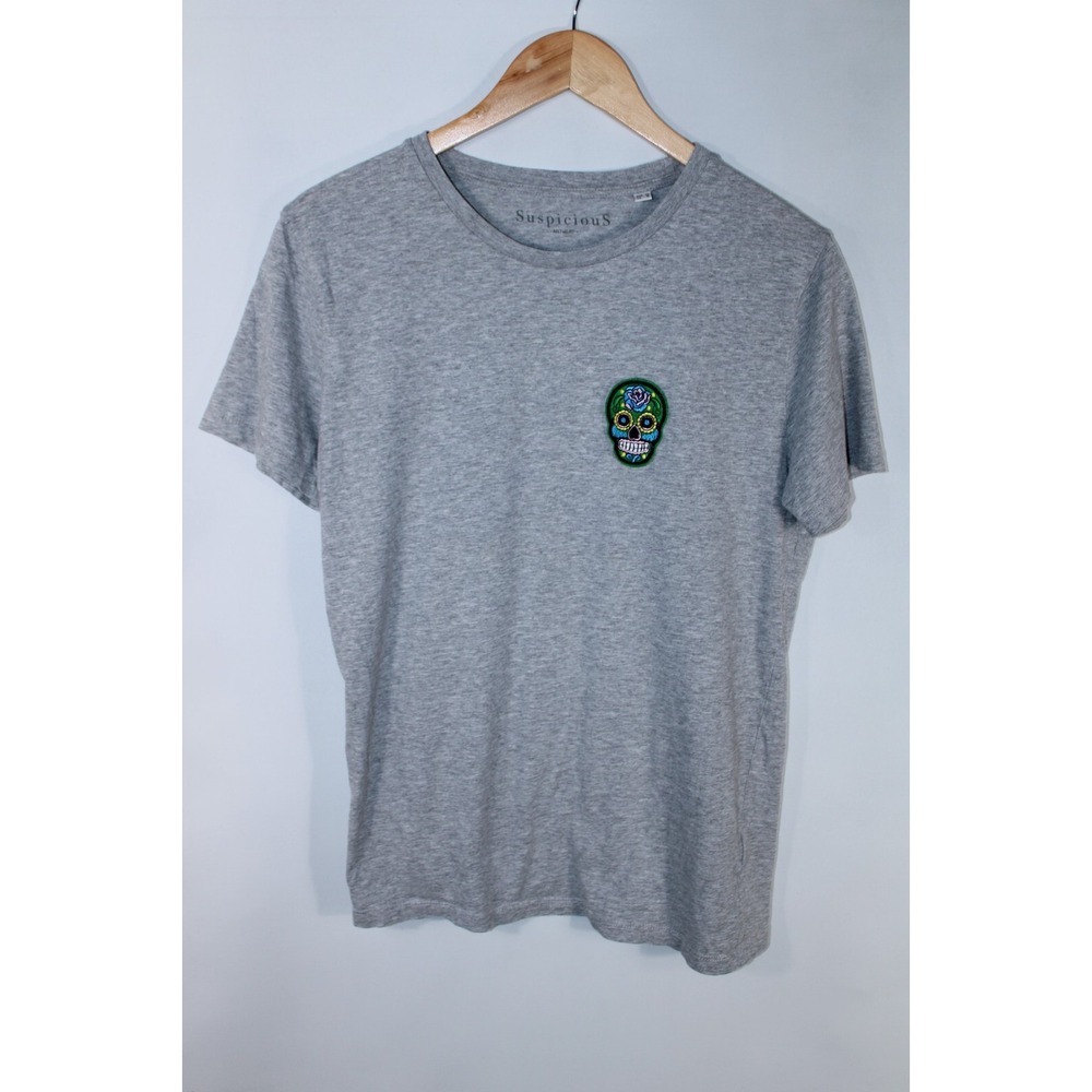 Suspicious Antwerp Men's Small Gray Short Sleeve Skull Patch T-Shirt